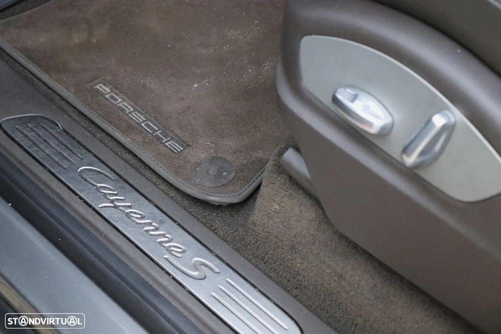 Porsche Cayenne S E-Hybrid - 14
