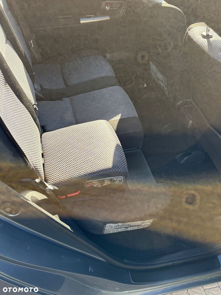 Toyota Corolla Verso 1.8 Sol - 9