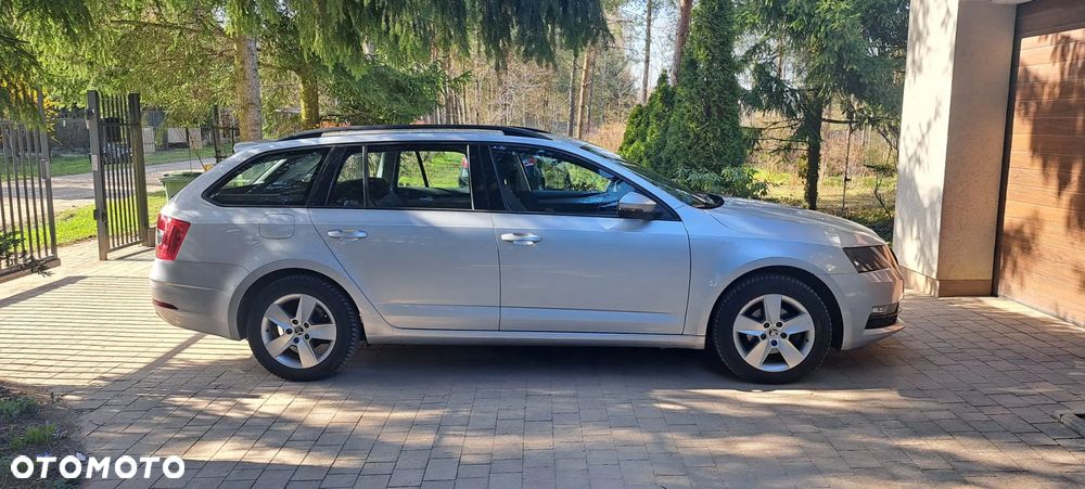 Skoda Octavia - 2