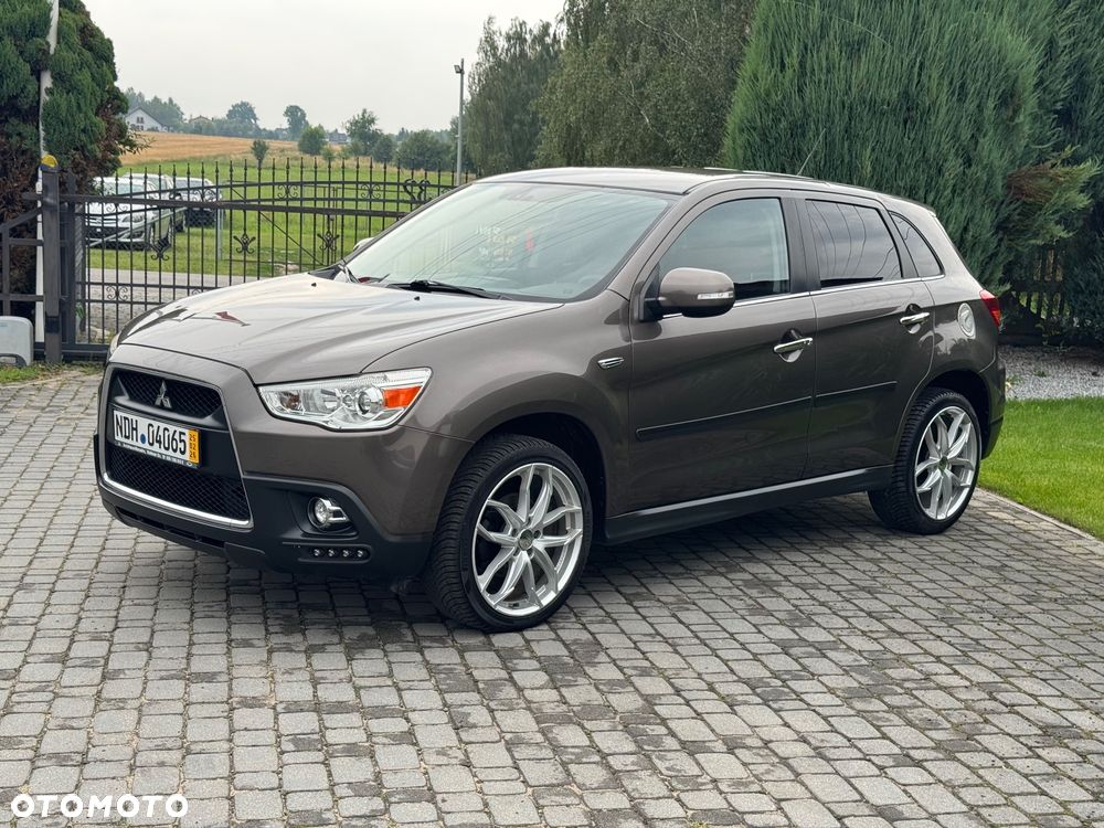 Mitsubishi ASX - 5