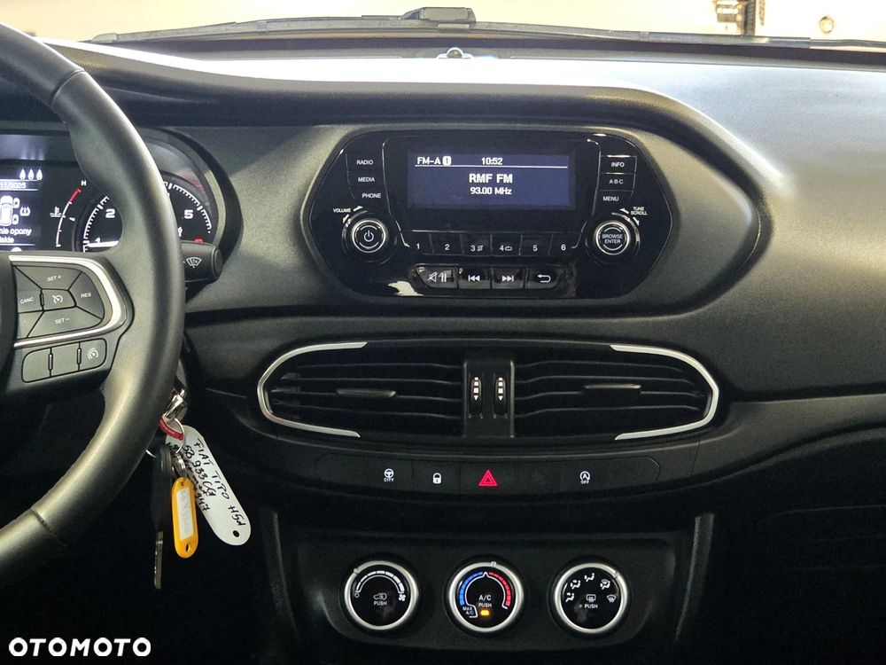 Fiat Tipo 1.0 T3 - 17