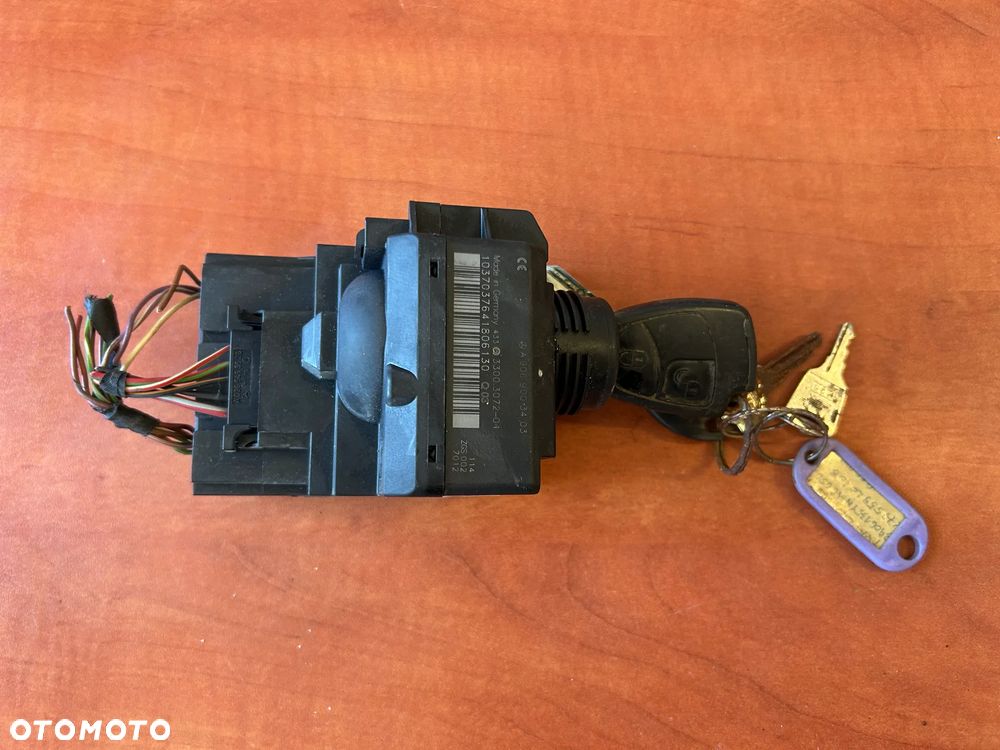 MERCEDES W906 STACYJKA KLUCZYK A9069003403 - 1