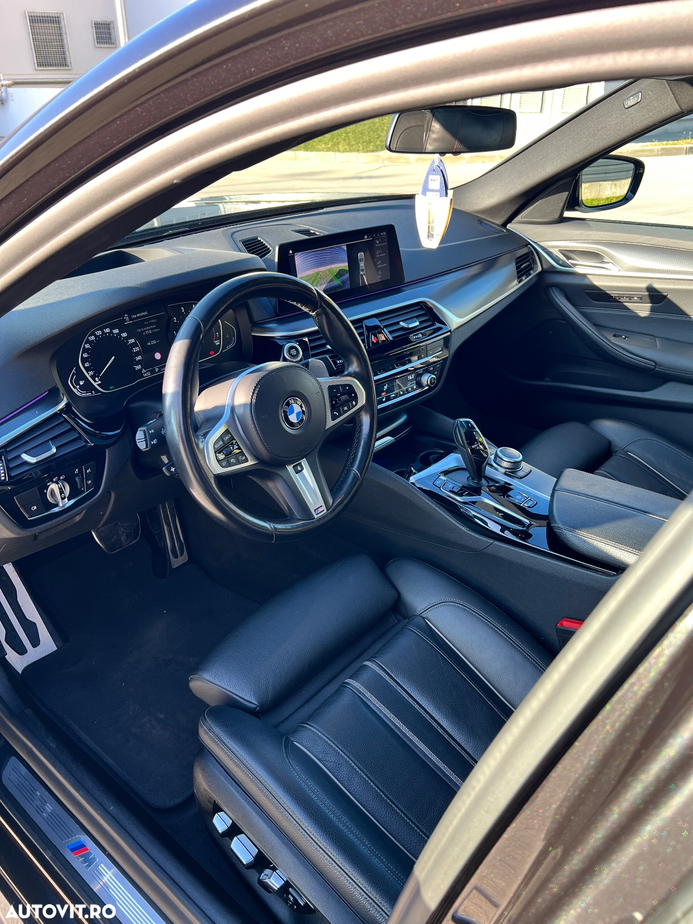 BMW Seria 5 520i Touring Aut. - 6