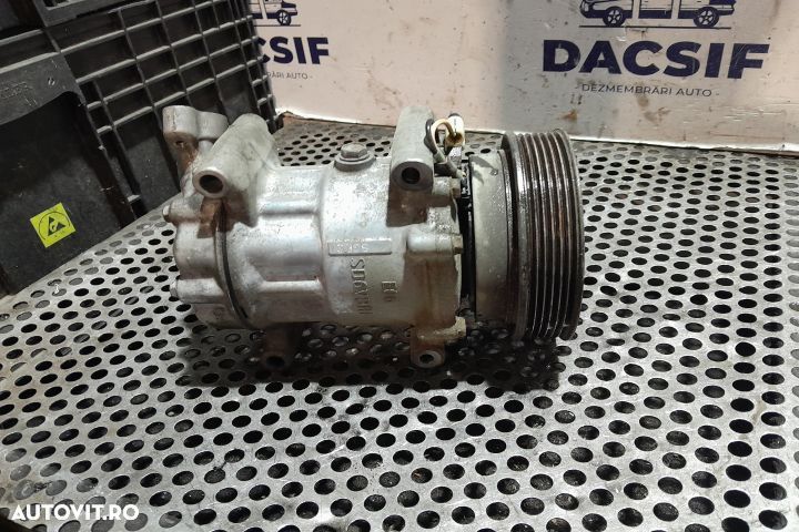 Compresor AC R134A / 8200315744 R134A / 8200315744 Renault Clio 2 [19 - 4