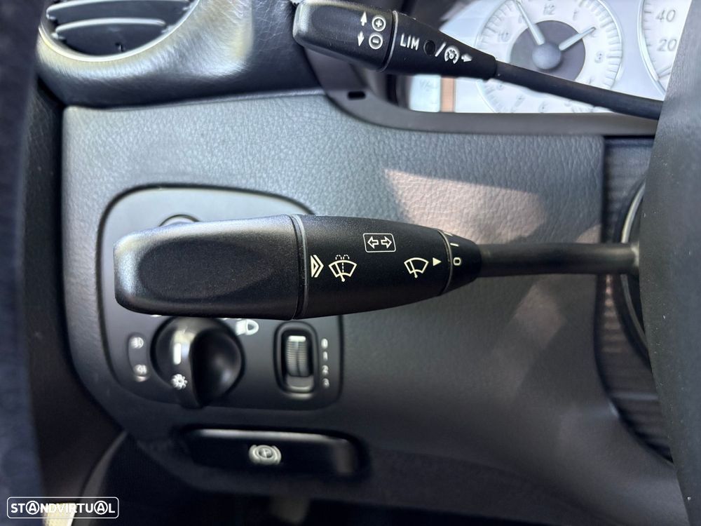 Mercedes-Benz CLK 200 K Avantgarde Aut. - 16