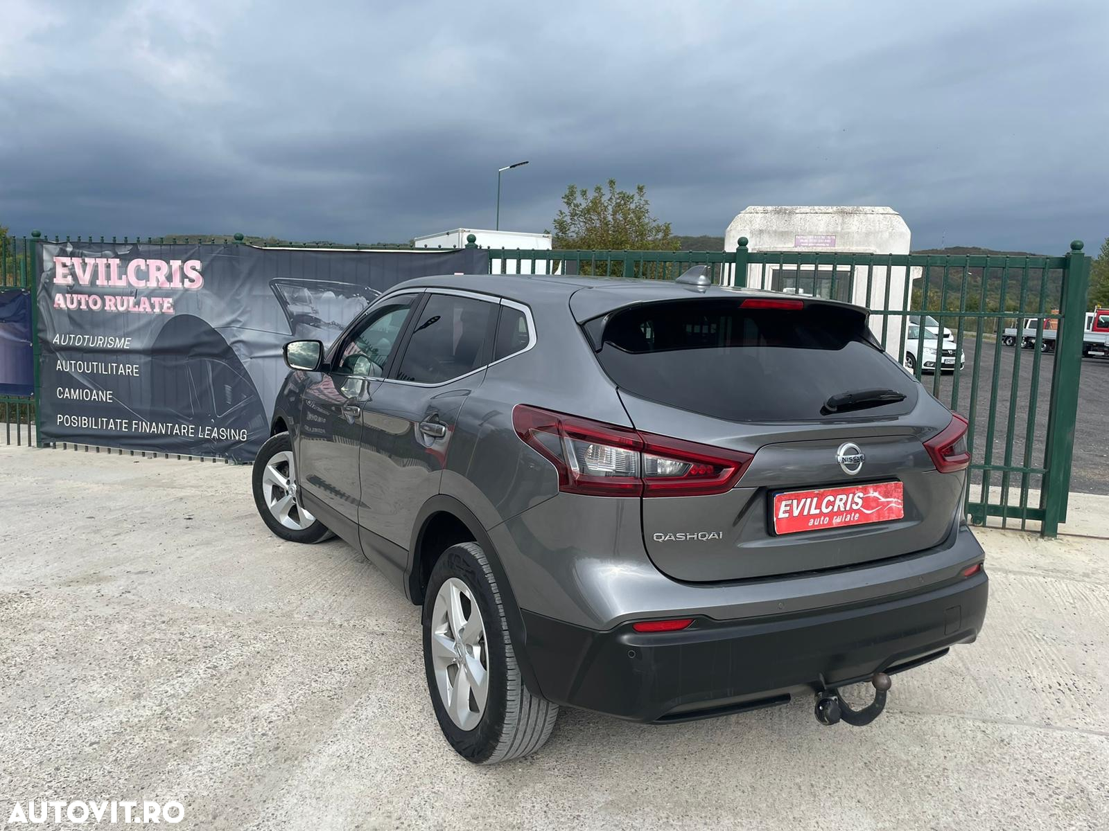 Nissan Qashqai - 2