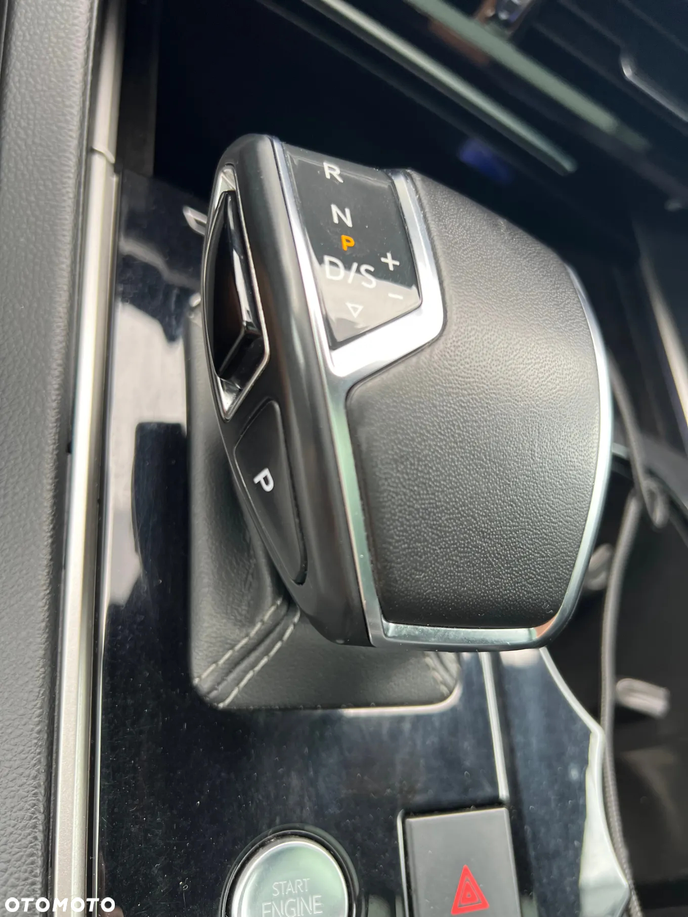Volkswagen Touareg 3.0 V6 TDI 4Motion R-Line - 11