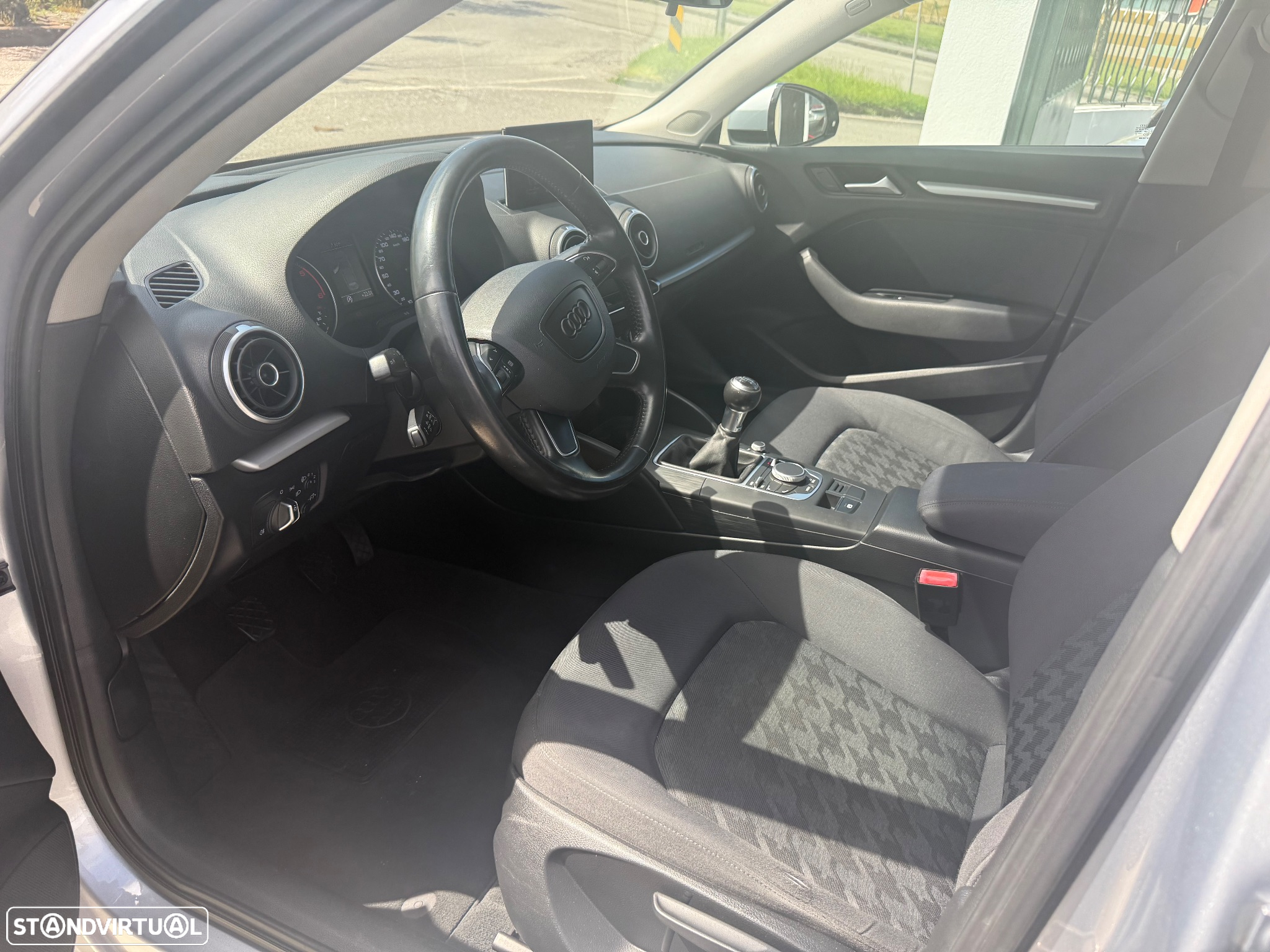Audi A3 Sportback 1.6 TDI S-line - 10