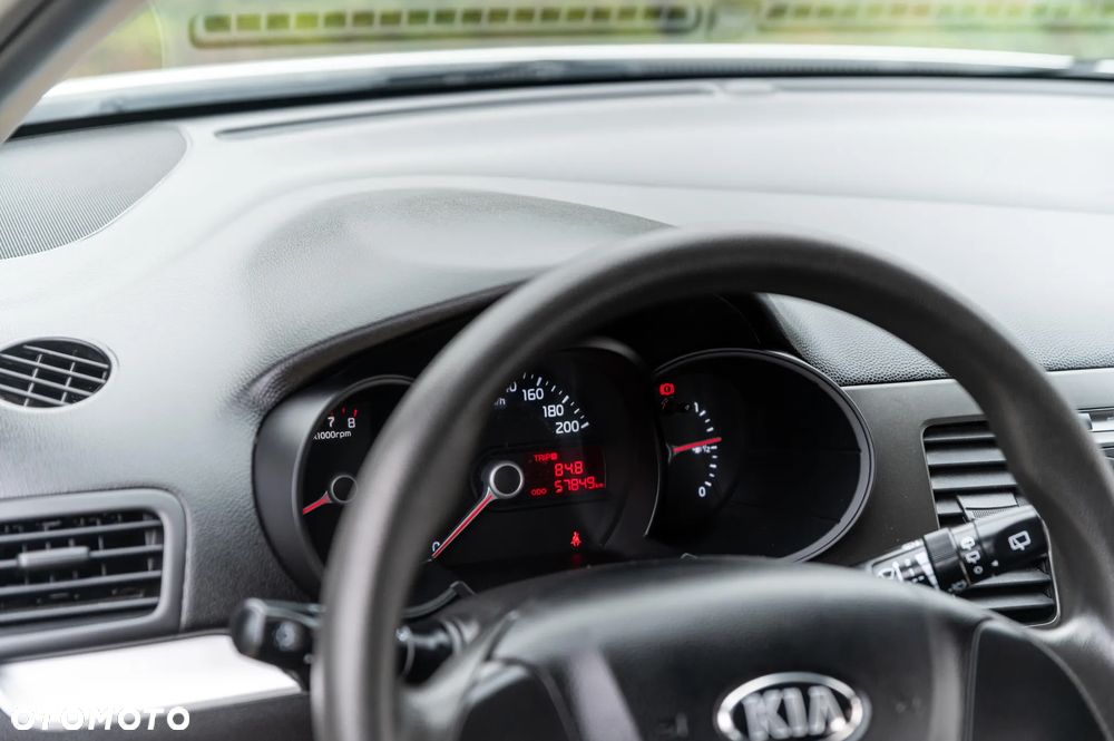 Kia Picanto 1.0 Spirit - 34