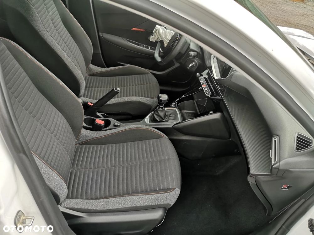 Peugeot 208 BlueHDi 100 Active - 29