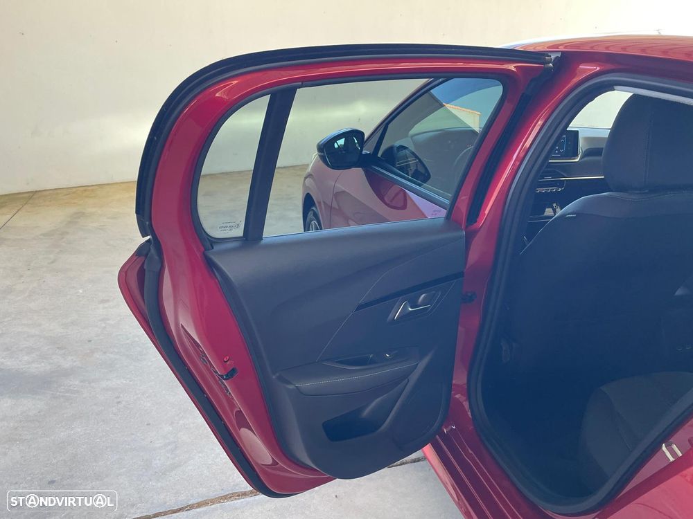 Peugeot 208 1.2 PureTech Allure Pack EAT8 - 23