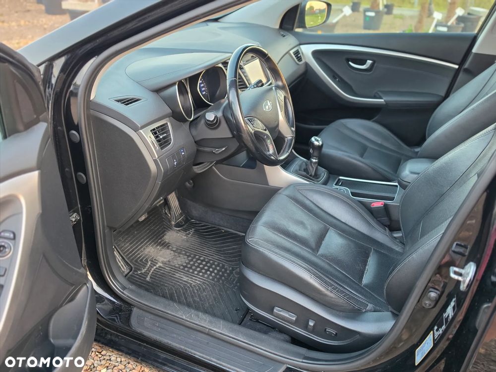 Hyundai i30 1.6 CRDi Premium - 15