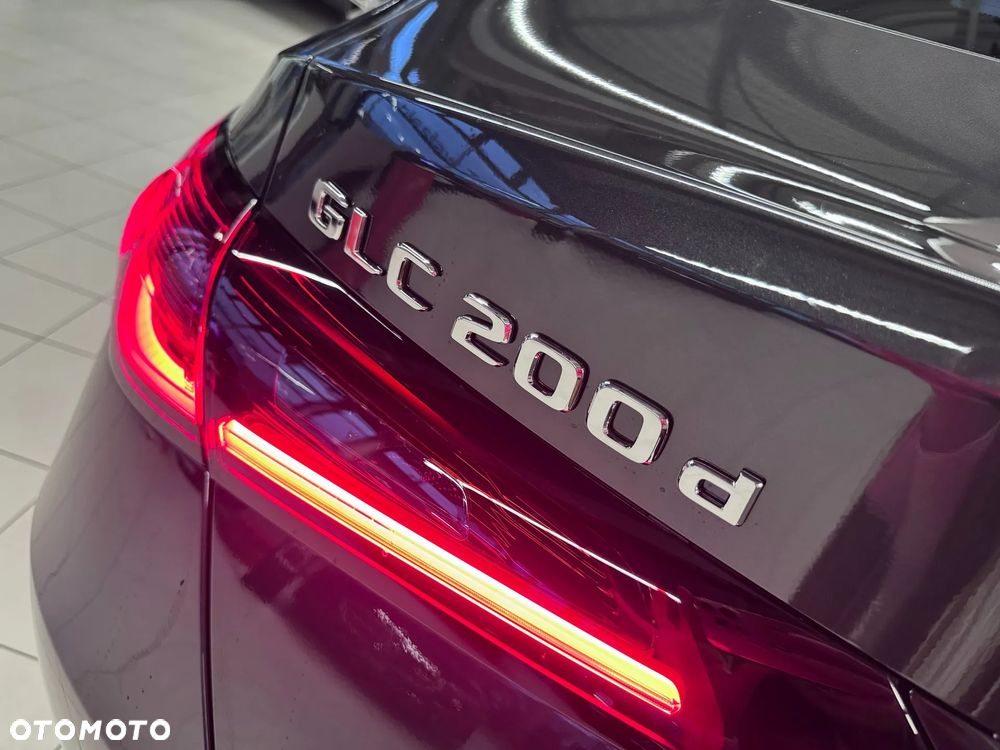 Mercedes-Benz GLC - 14