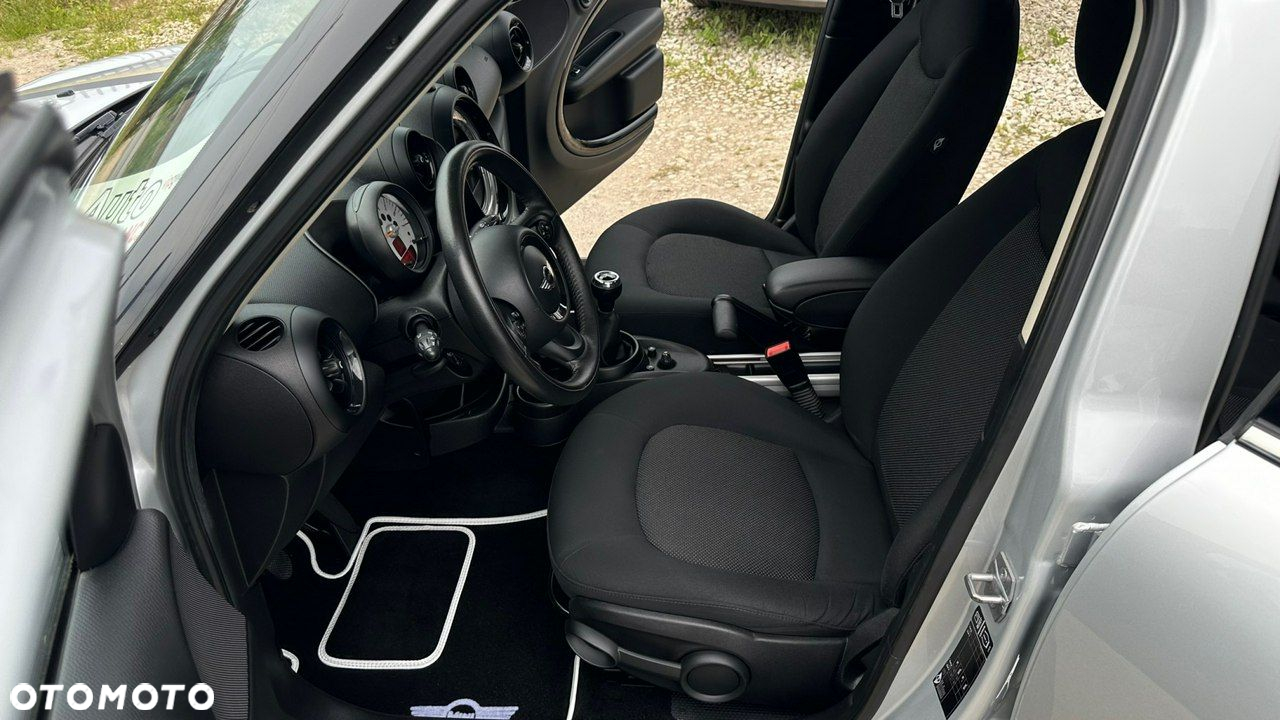 MINI Countryman One D - 5