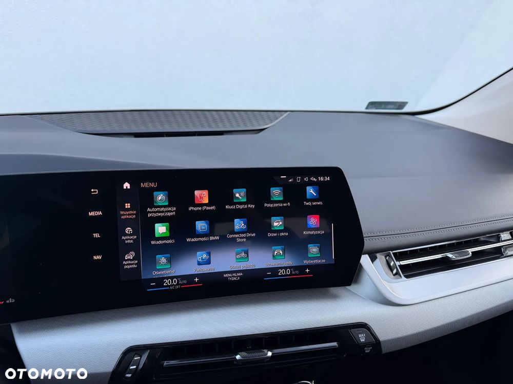 BMW Seria 2 218d - 27