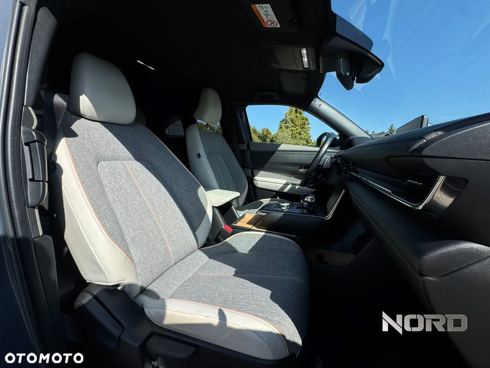 Mazda MX-30 e-SKYACTIV - 17