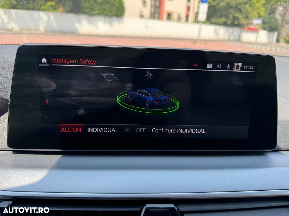 BMW Seria 5 520i AT - 11