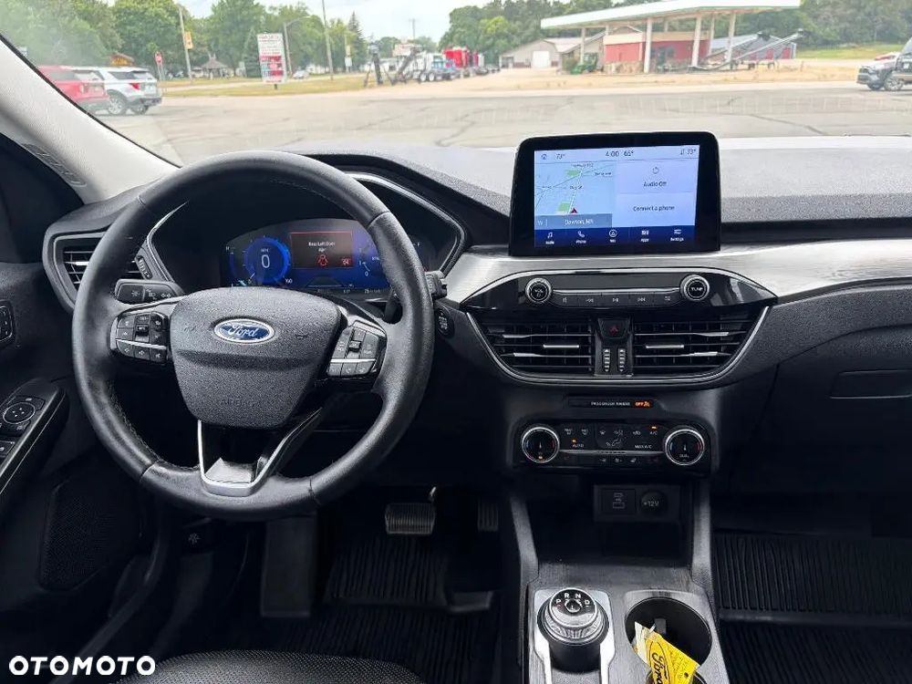 Ford Escape 2.0 EcoBoost AWD Titanium - 9