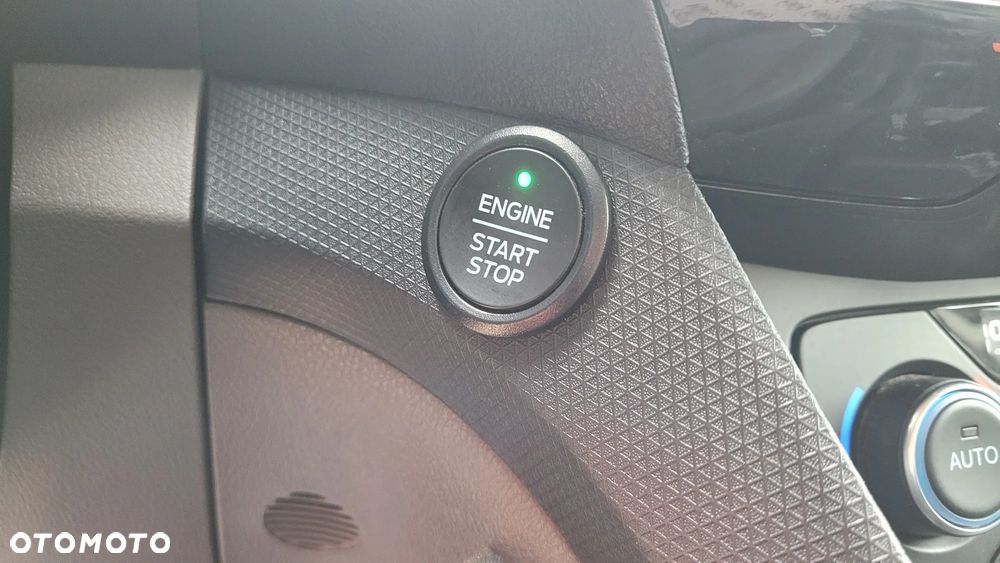 Ford Tourneo Connect Grand - 13