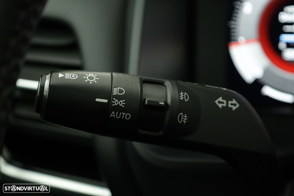 Nissan Qashqai 1.3 DIG-T N-Connecta - 17