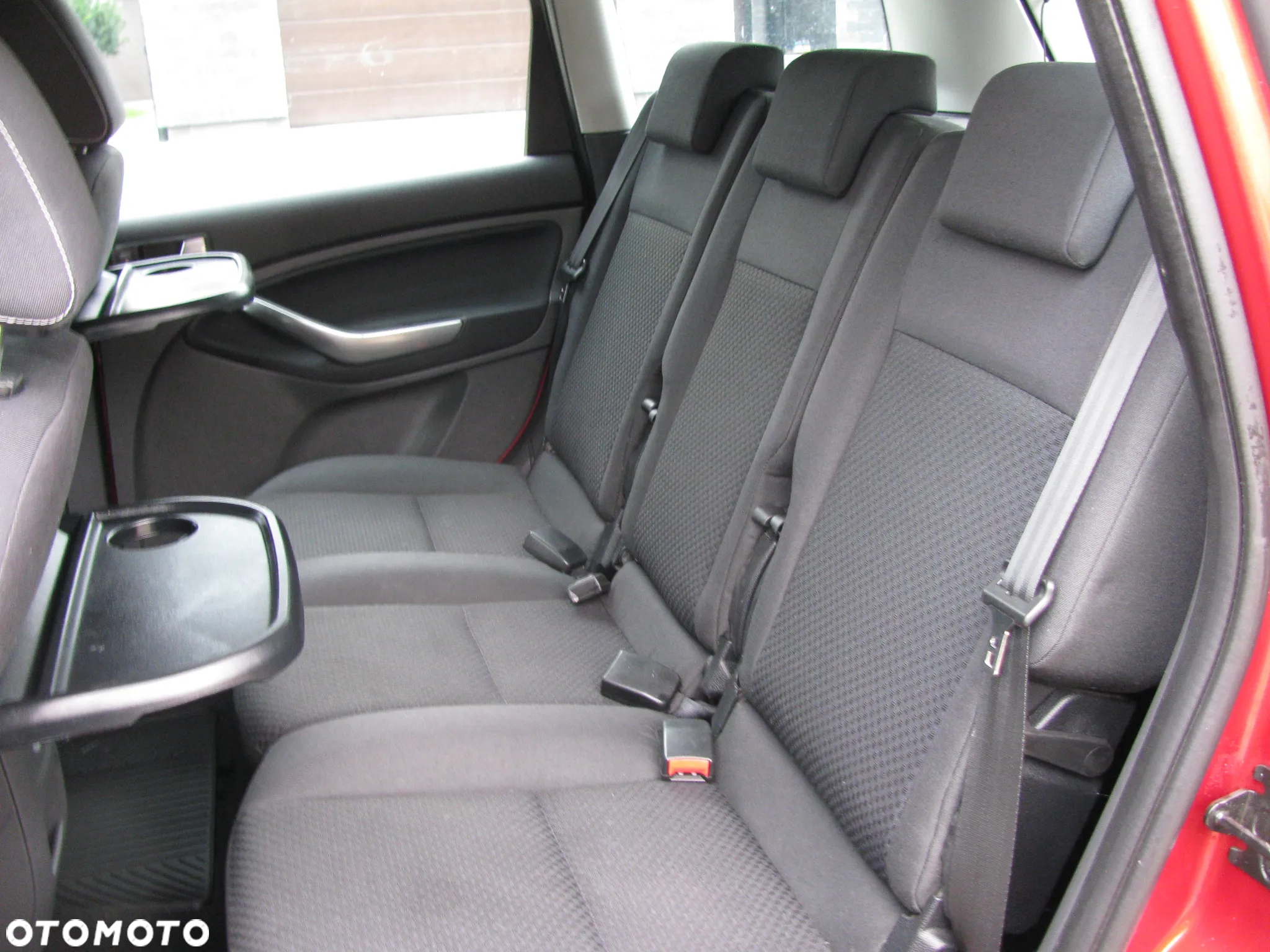 Ford C-MAX 1.8 Ambiente - 28