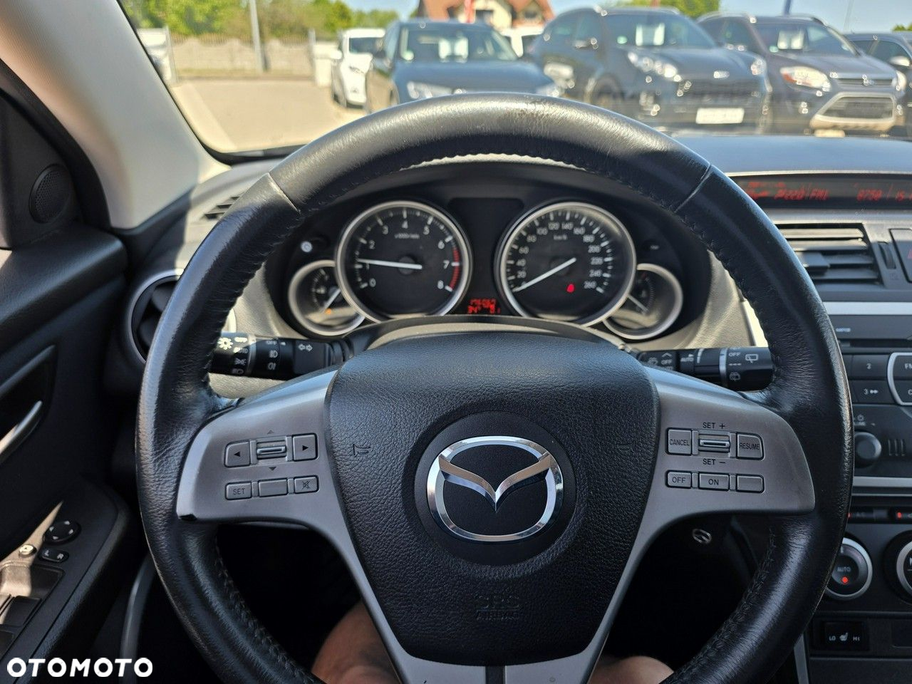 Mazda 6 2.0 Exclusive + - 27