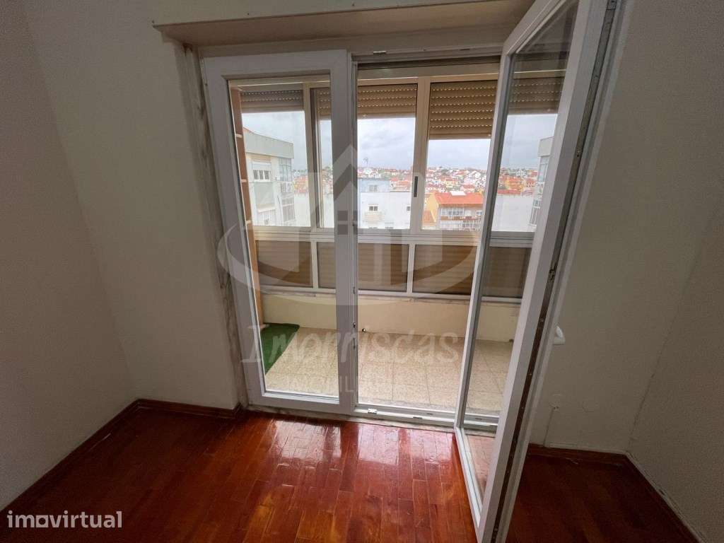 Apartamento T3 em Vale de Figueira, São João da Talha - Grande imagem: 4/22