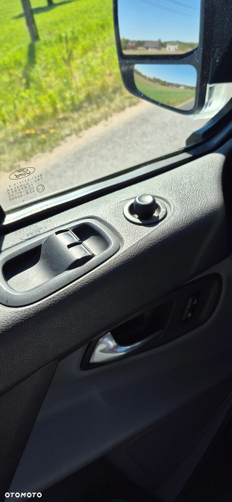 Ford Transit Custom - 23