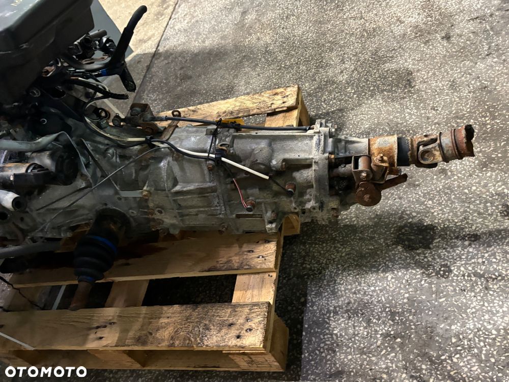 Skrzynia manual 5 bieg Subaru Impreza Outback 2006 rok Ej204 TY758XT1AA - 3