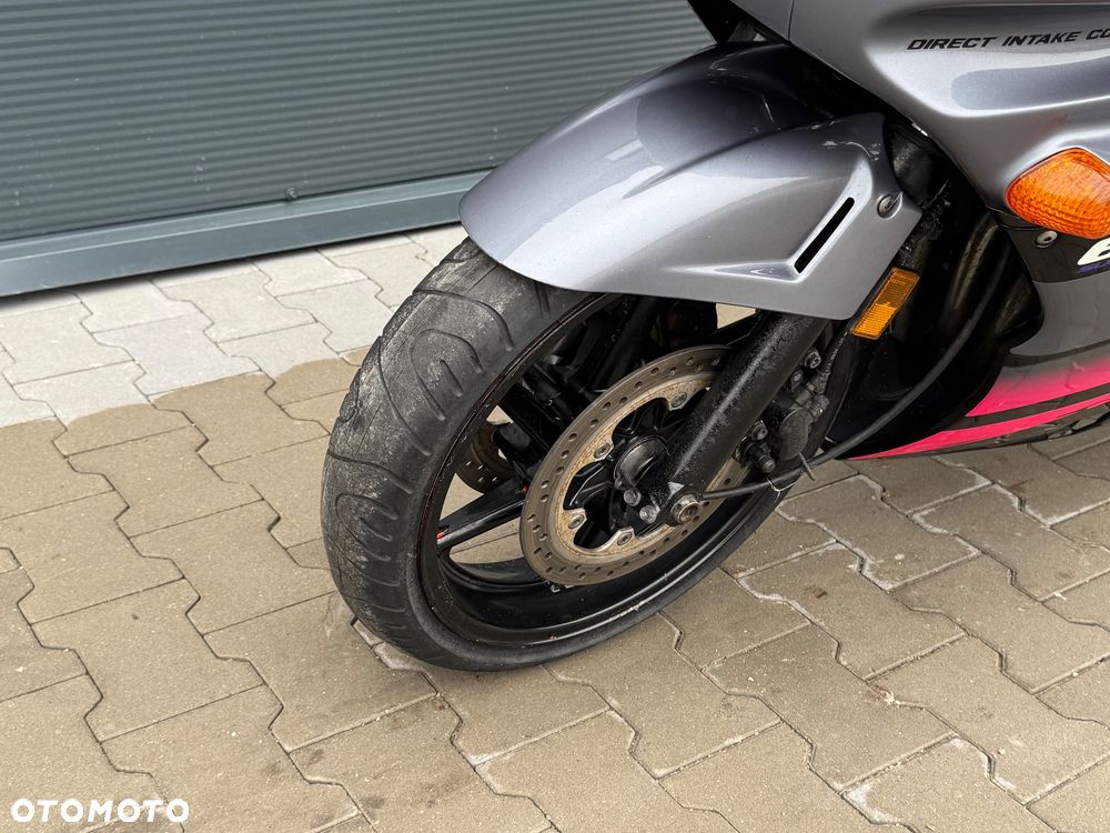 Honda CBR - 15