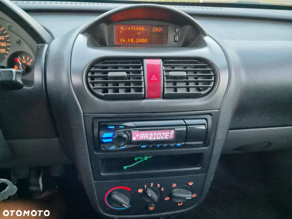 Opel Combo Tour N-Joy - 16