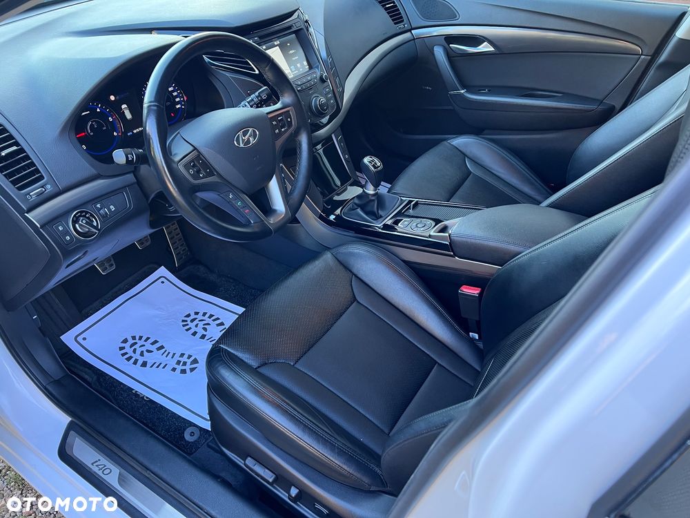 Hyundai i40 Kombi blue 1.7 CRDi Premium - 24