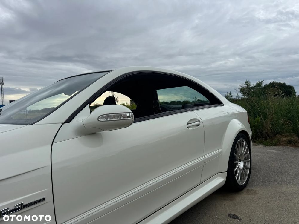 Mercedes-Benz CLK - 6