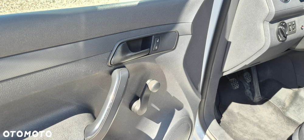 Volkswagen Caddy Trendline BMT - 10