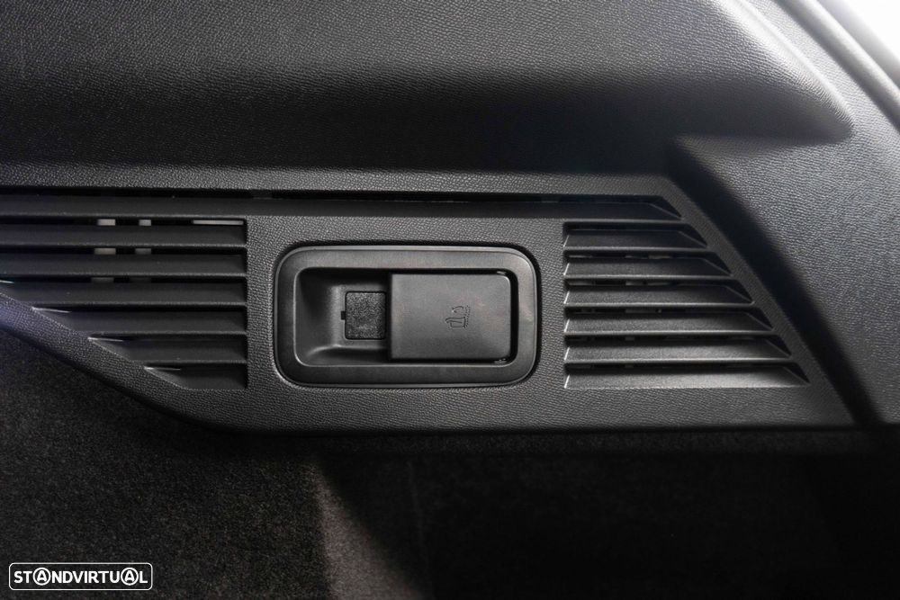 Citroën C5 X 1.6 Hybrid Shine e-EAT8 - 13