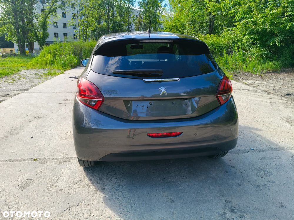 Peugeot 208 Blue-HDi 100 Stop&Start Allure - 11
