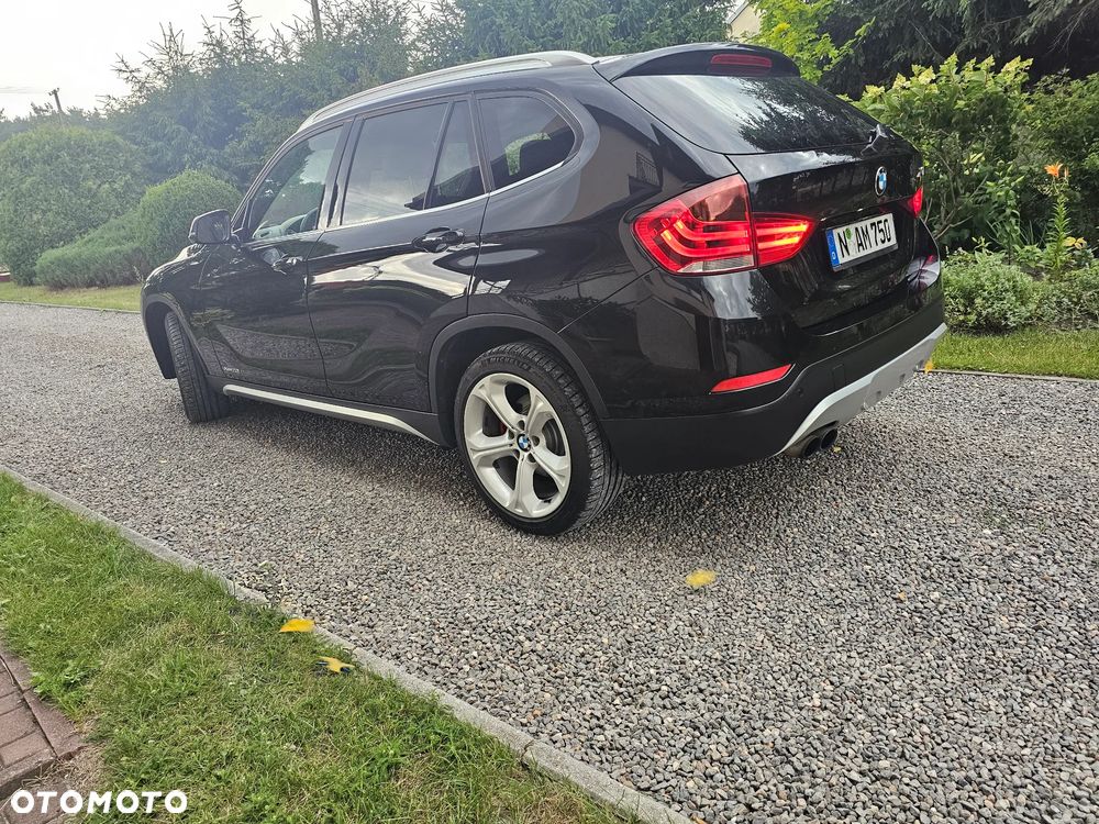 BMW X1 xDrive20i xLine - 25