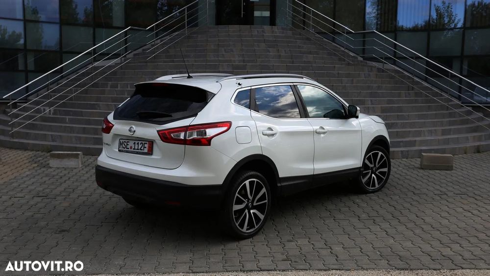 Nissan Qashqai 1.6 DCI Start/Stop 4X4-i Tekna - 9