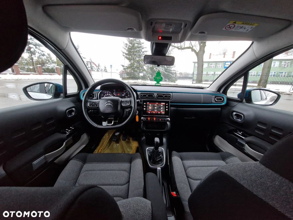 Citroën C3 Pure Tech 82 SHINE - 10