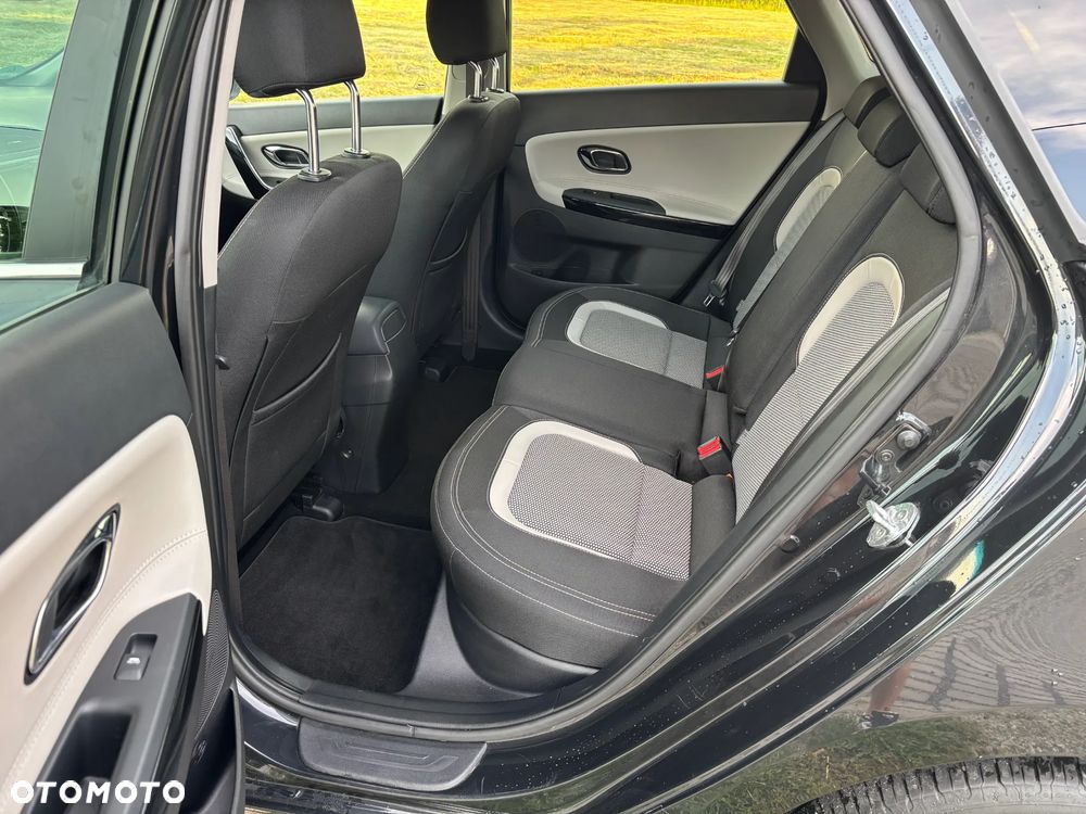 Kia Ceed 1.6 CRDi 128 ISG Dream Team Edition - 10