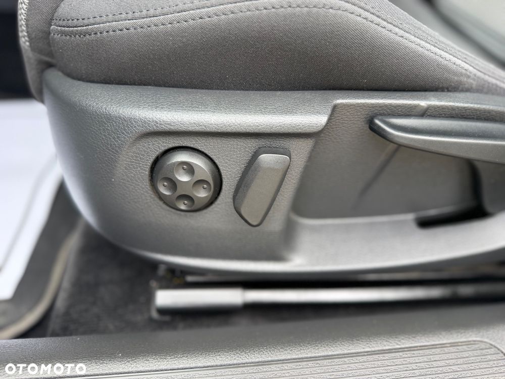 Volkswagen CC - 25