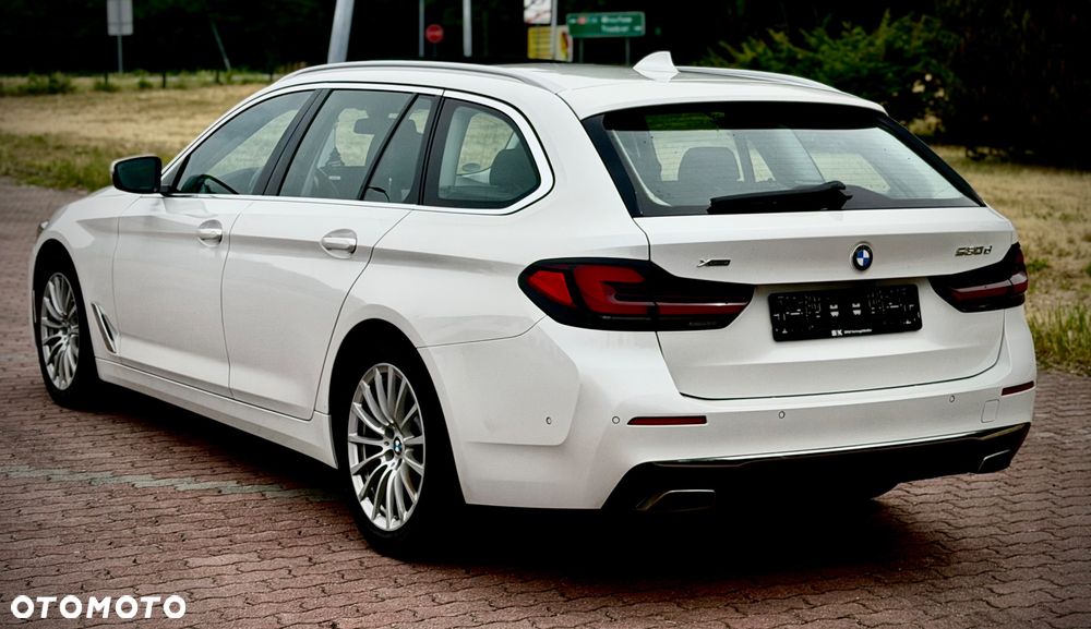BMW Seria 5 530d xDrive mHEV Luxury Line - 20