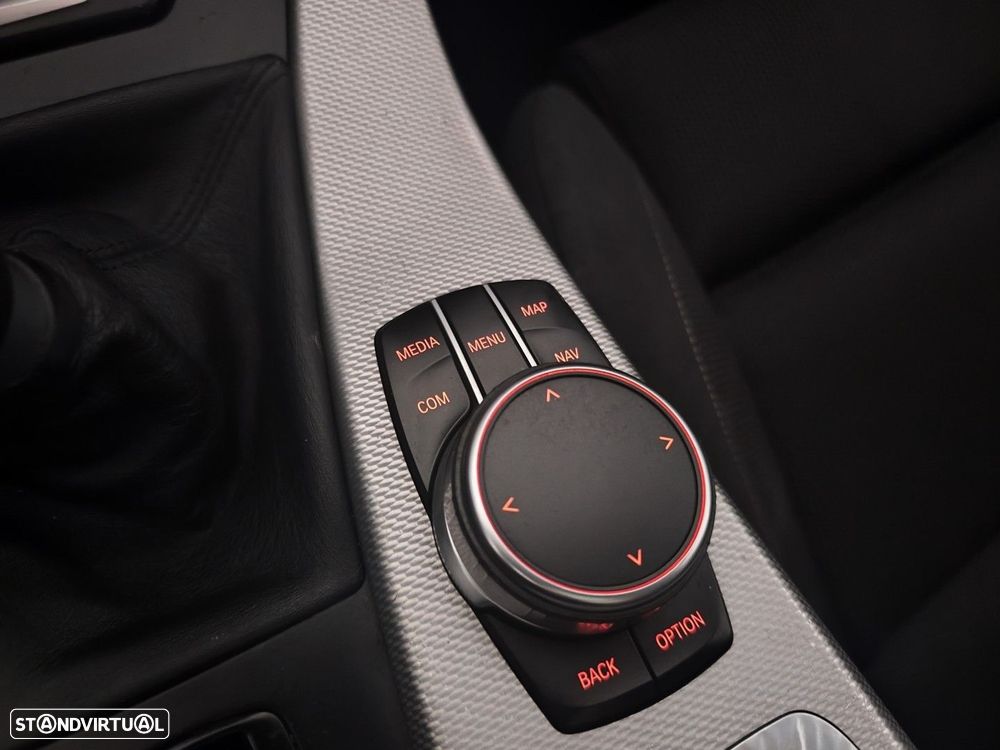 BMW 520 d Pack M - 29