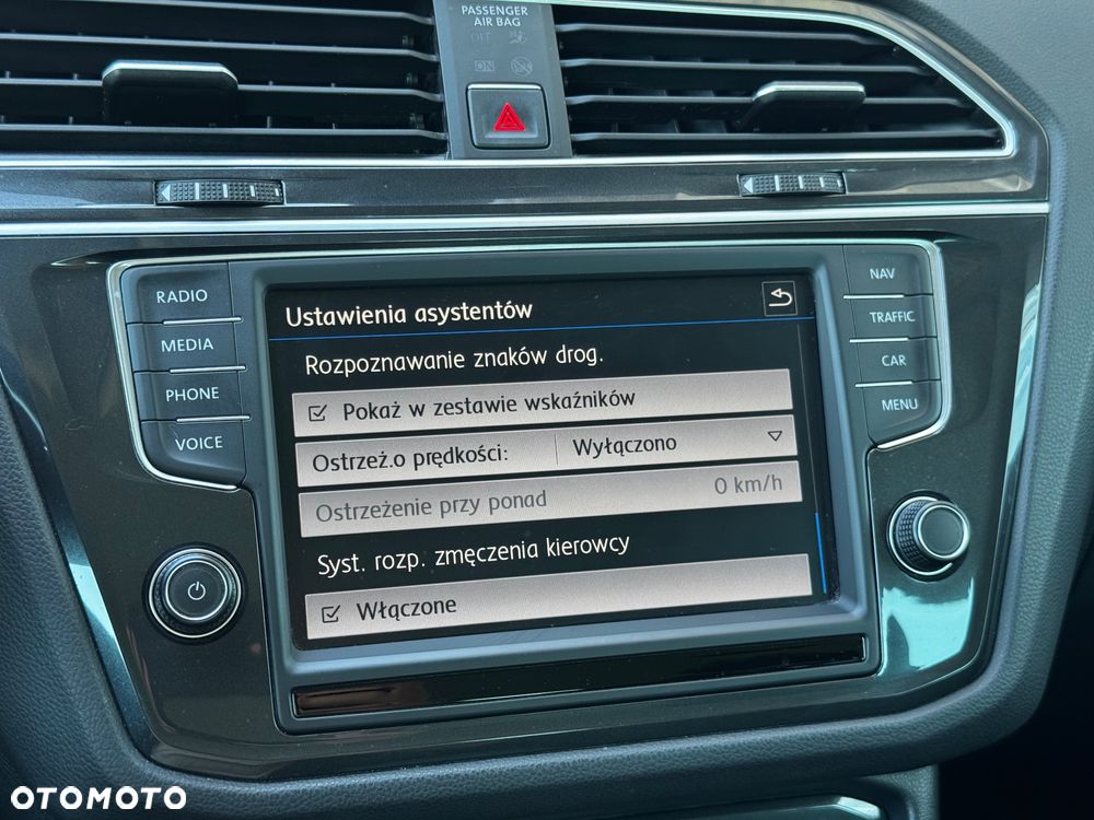 Volkswagen Tiguan 2.0 TSI 4Mot R-Style DSG - 27