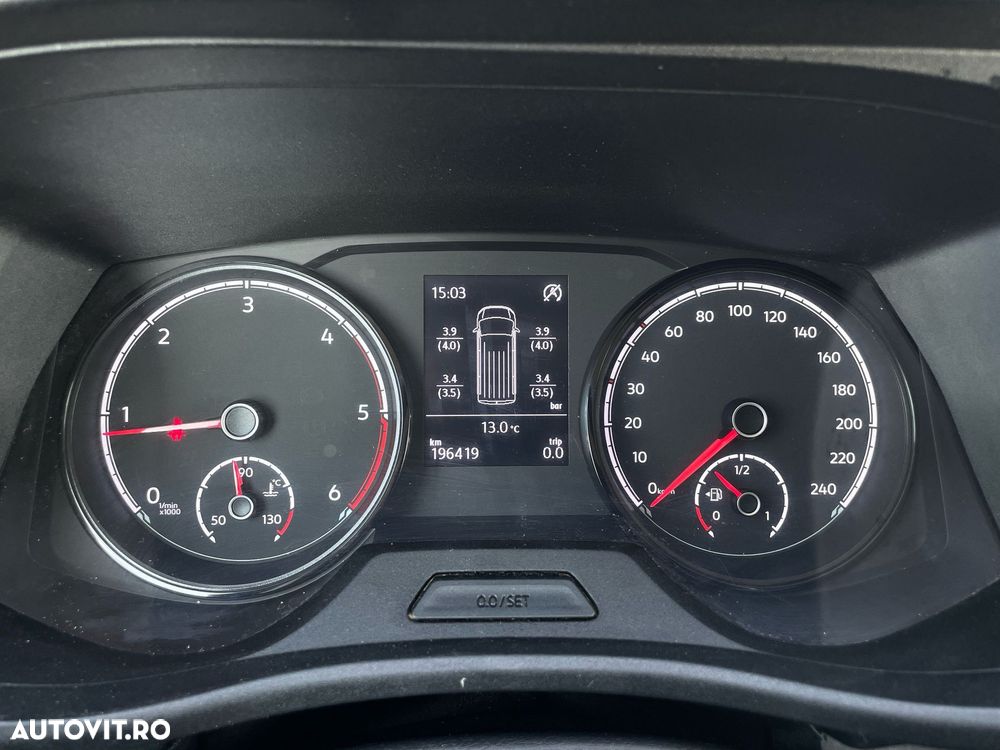 Volkswagen Transporter 4MOTION LUNG - 16