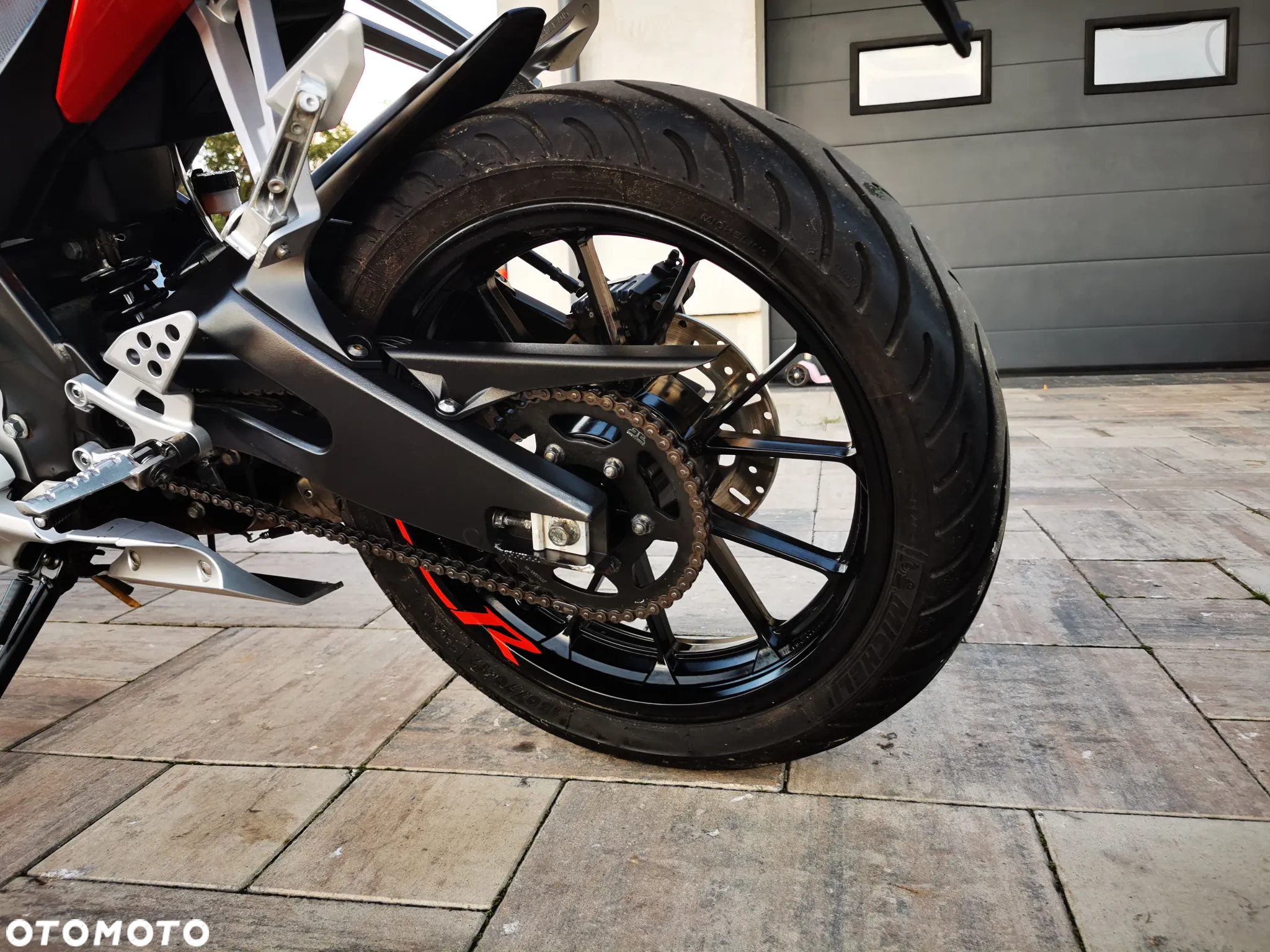 Yamaha YZF - 6