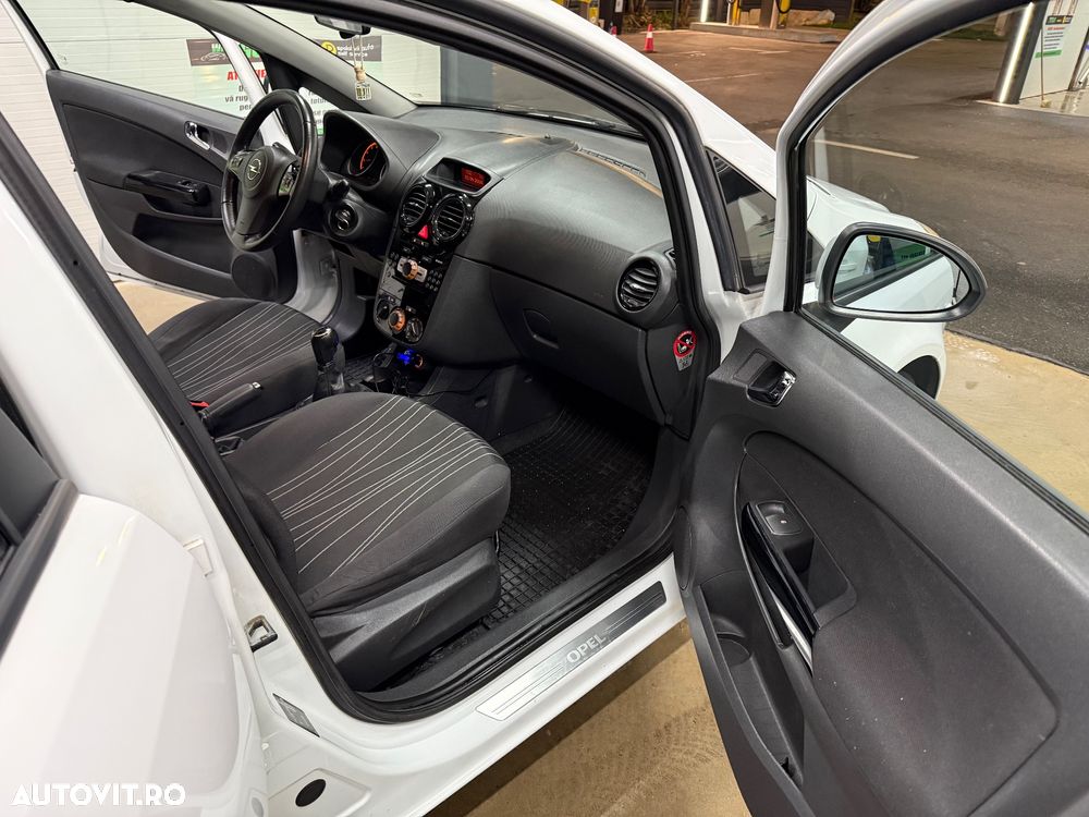 Opel Corsa - 13