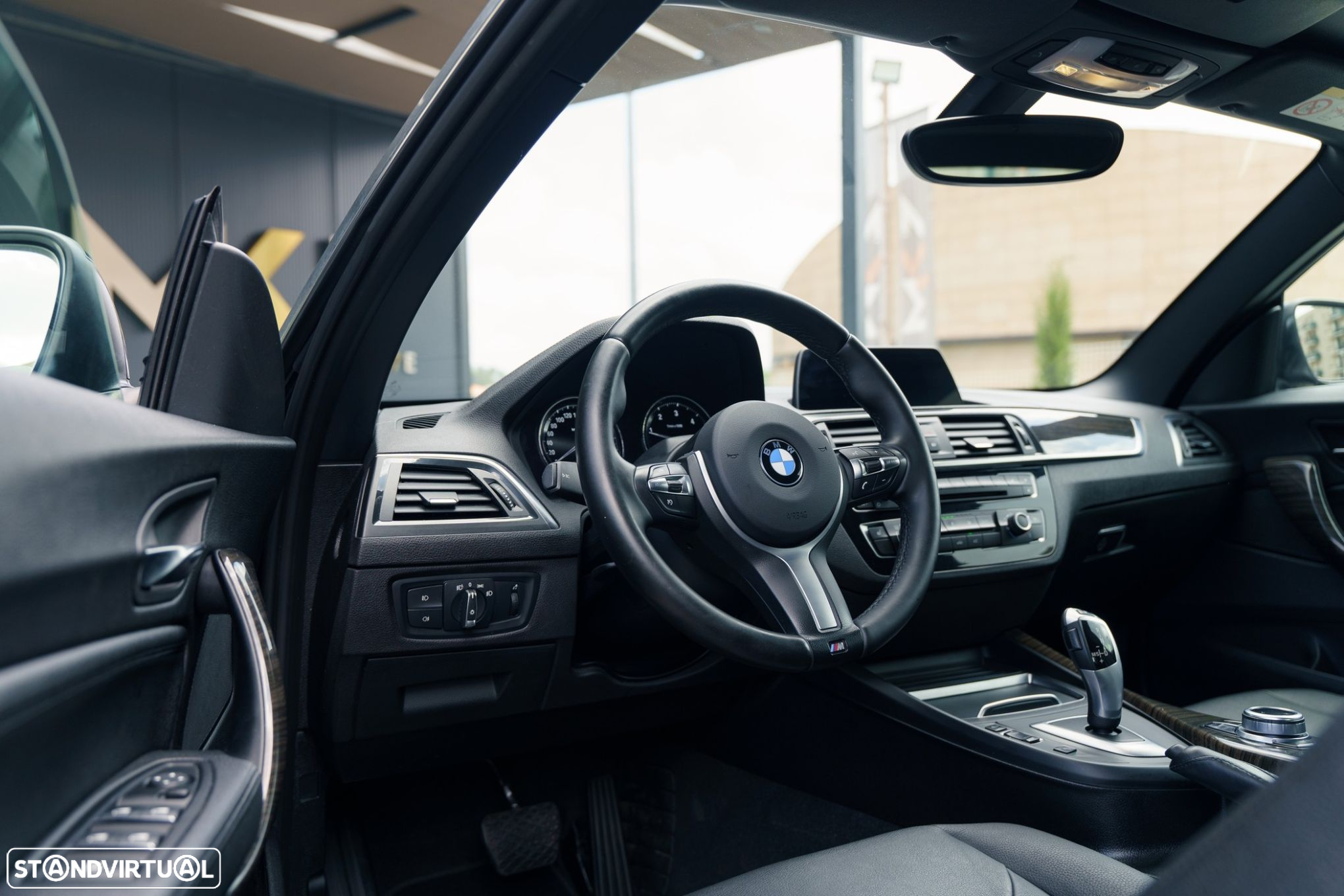 BMW 218 d Cabrio Line Luxury Auto - 28