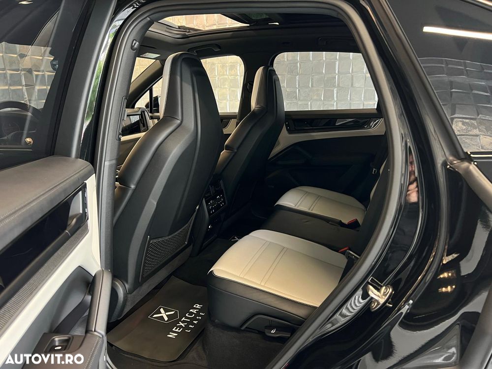 Porsche Cayenne Standard - 11