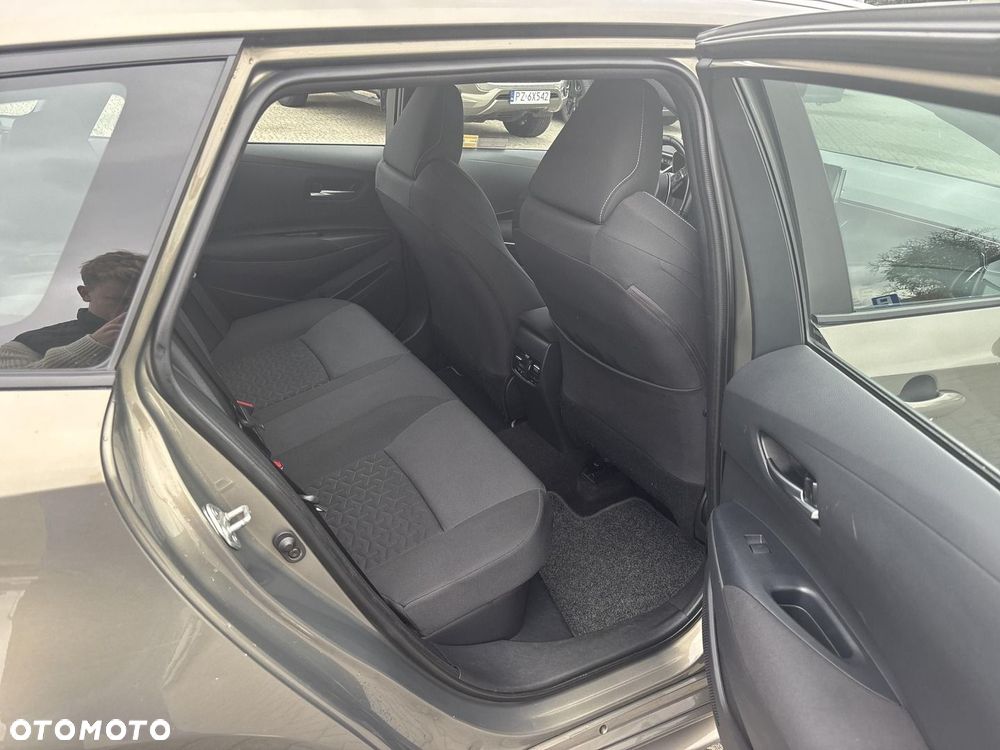 Toyota Corolla 1.8 Hybrid Comfort - 13